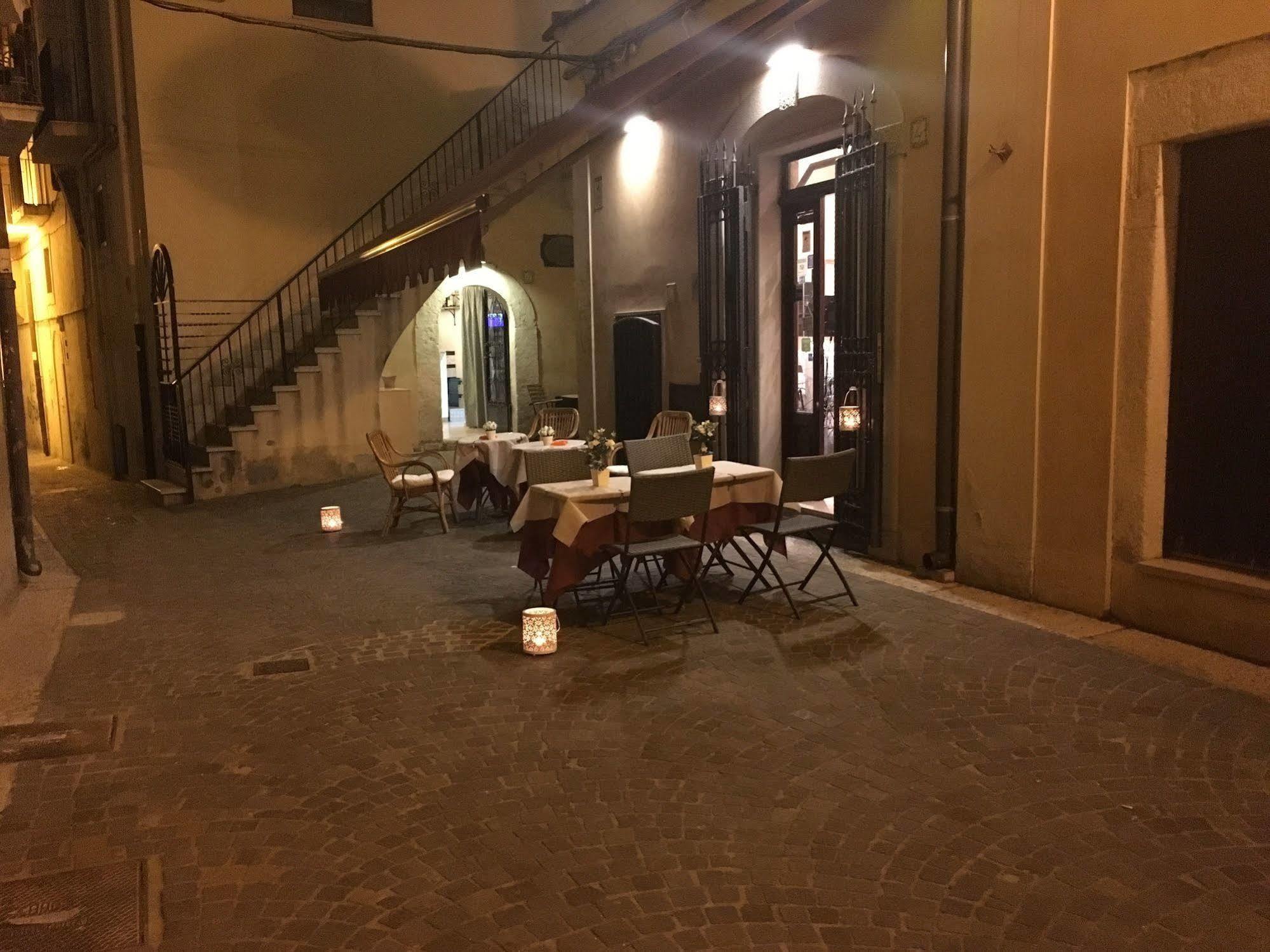 Albergo Ristorante Del Cacciatore Фоджа Екстер'єр фото